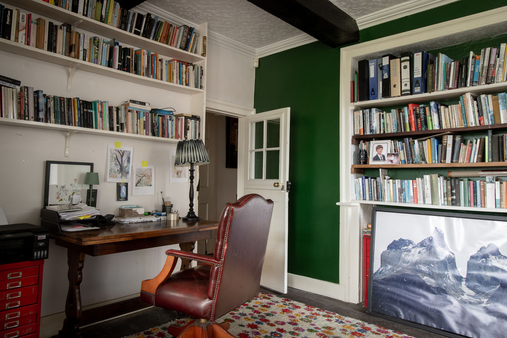 Library / Study- click for photo gallery